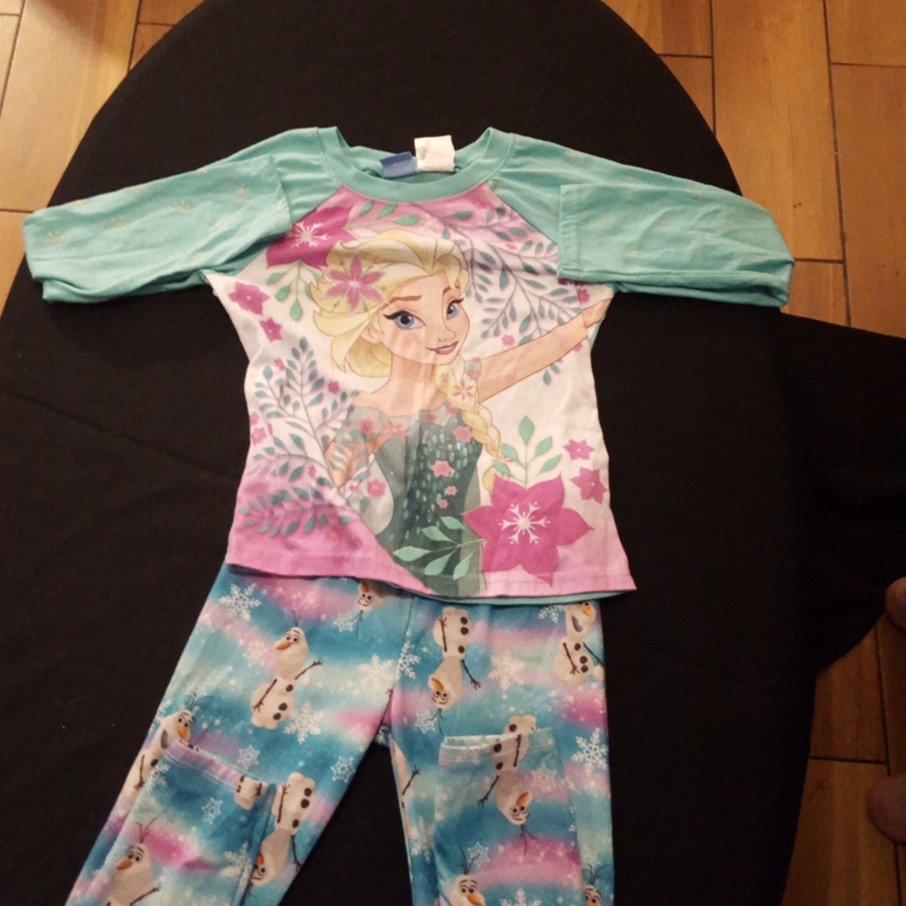 Kids Frozen pajamas